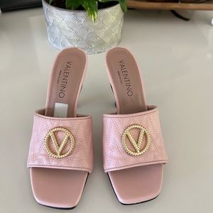 Pink Valentino by Mario Valentino, size 8. venere heeled sandal.